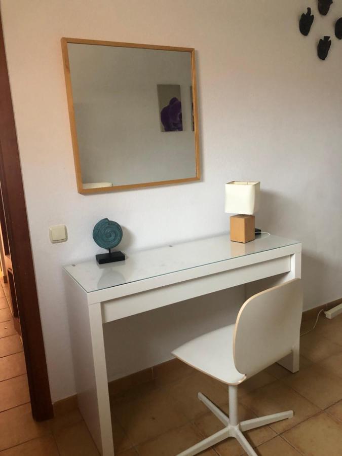 Lovely 2-Bed Villa In Corralejo Fuerteventura Bagian luar foto