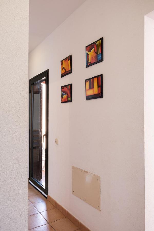 Lovely 2-Bed Villa In Corralejo Fuerteventura Bagian luar foto